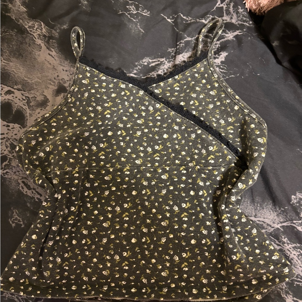 Art Class Black and Yellow Floral Tank Top